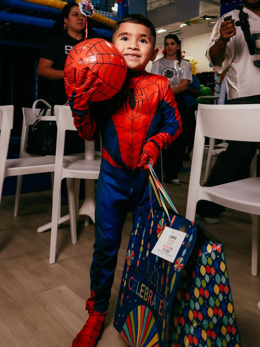 Lo grande y hermoso que esta Juanito, en que momento creció tanto? 🥹🙏🥰