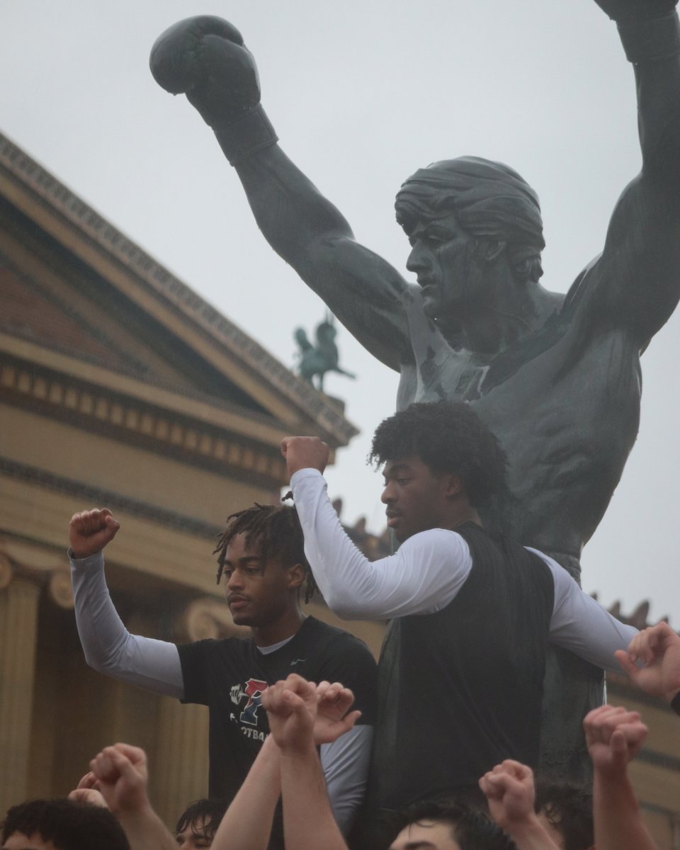 Penn Football tweet media