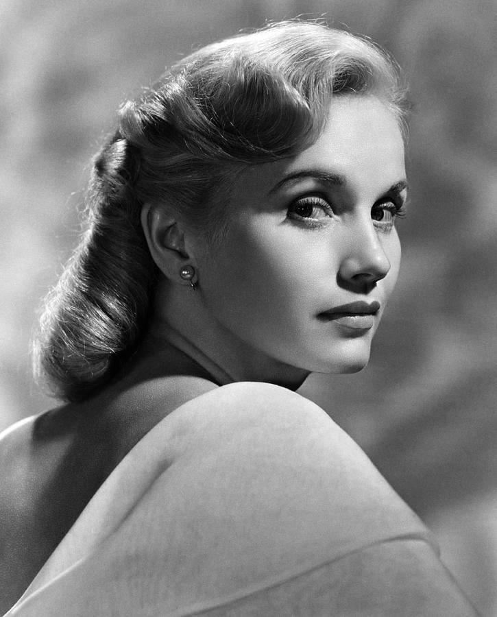 CAOH110291's tweet photo. Eva Marie Saint https://t.co/QxQXHpFA7U