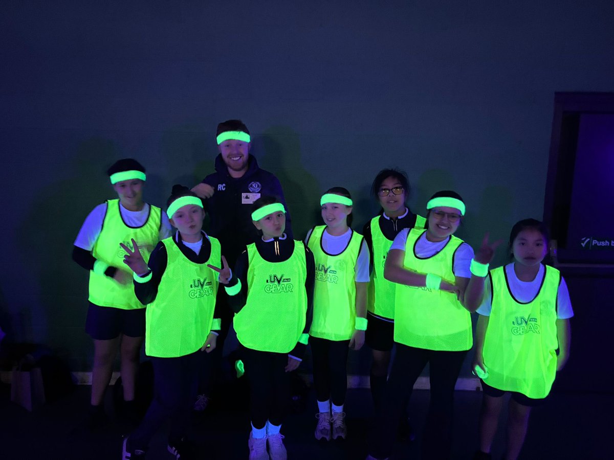 TheCheshCC's tweet photo. A great day of “Glow in the Dark Cricket” for our girls schools, BIG thanks to all at @LancsCricketFDN for setting up and running the day.

#upthechesh #girlscricket #youthcricket #glowupcricket https://t.co/RYxVoEn766