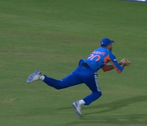 HeartBreak_aKid's tweet photo. Baapu Axar Patel the saviour of India 🇮🇳 (Hindustan) from England 🏴 British 🇬🇧
#India #INDvsENG #Bapu #Baapu #Axar #AxarPatel https://t.co/geWsrPVMLD