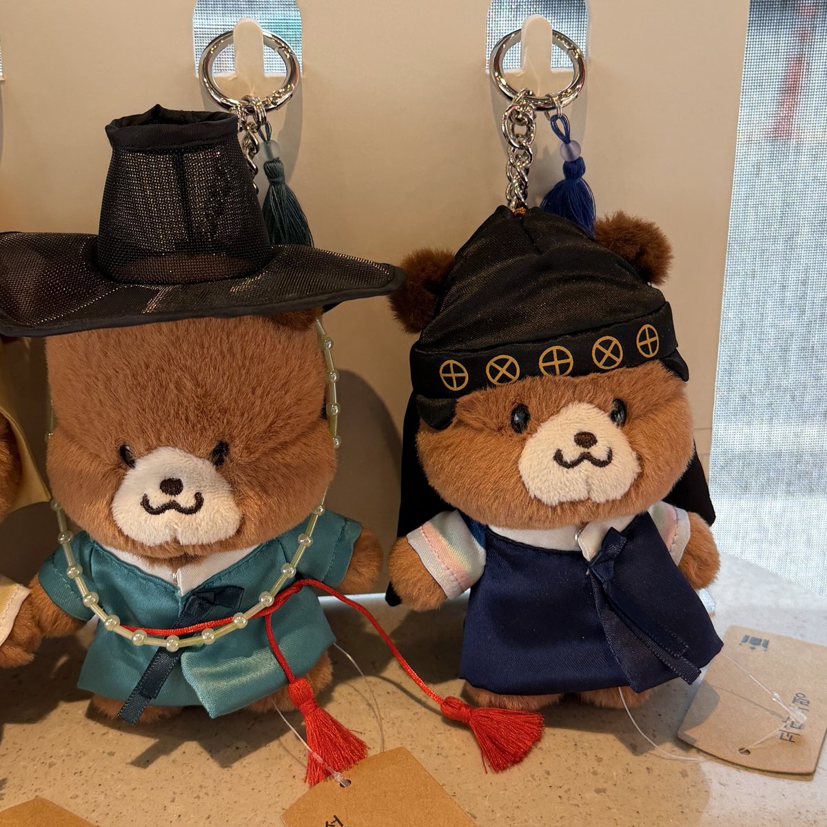 ᶜᴬᴺᵛᴬˢ tweet media