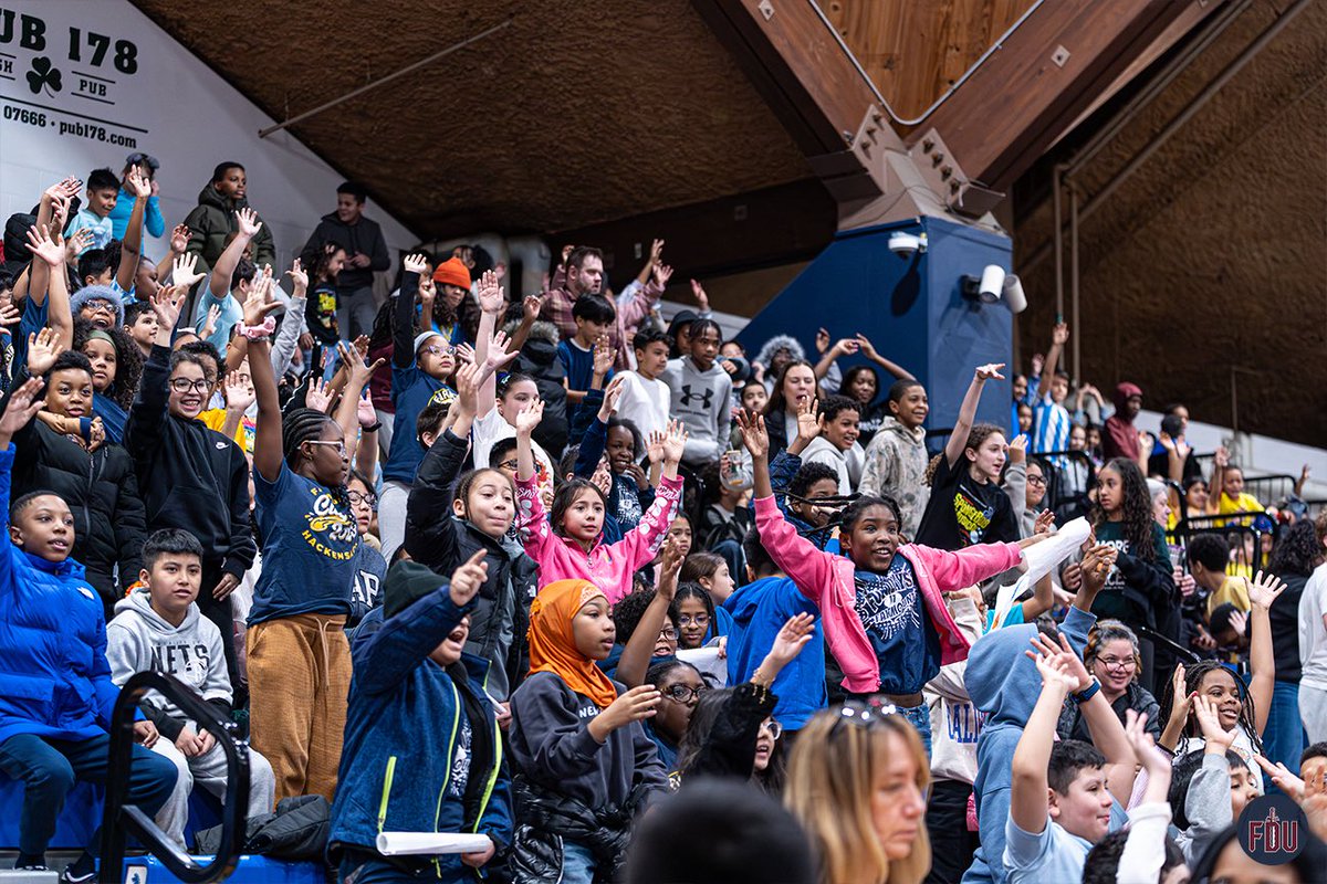 FDUKnightsWBB's tweet image. INCREDIBLE support in the Bogo this morning. 🙌

#uKNIGHTED | #NECWBB