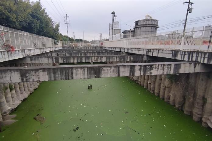 🚫 Tras manifestaciones y quejas de vecinos en colonias como Colli CTM y Mirador del Sol, ante los malos olores que despide la el complejo industrial de Sabritas, Pepsi y Marinela, el Ayuntamiento de Zapopan y la Procuraduría Estatal de Protección al Ambiente confirmaron malos