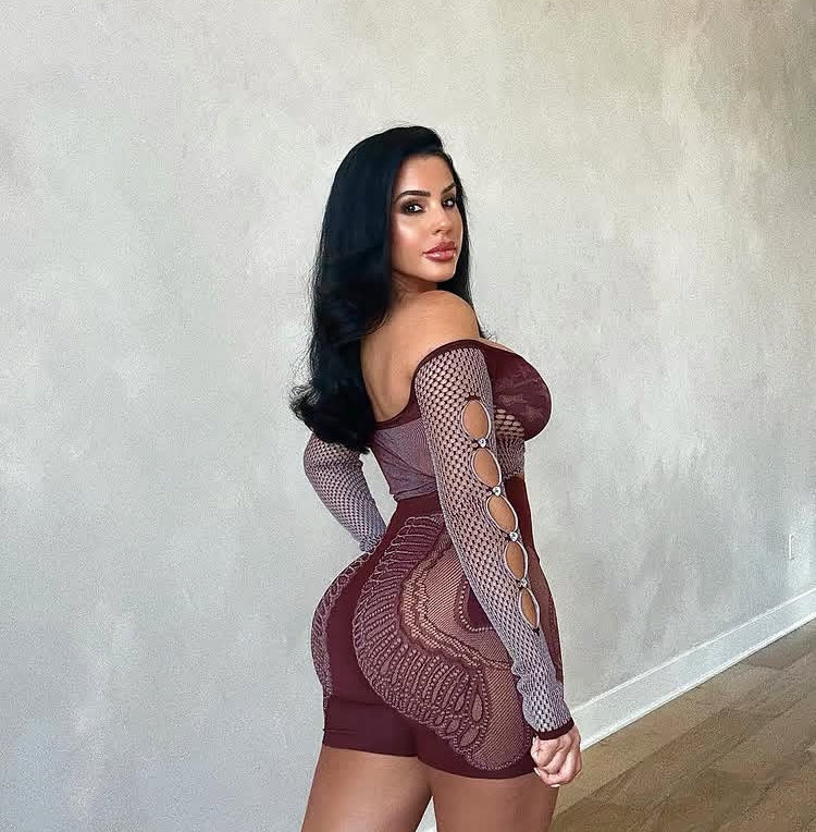 Rosecharlotte tweet media