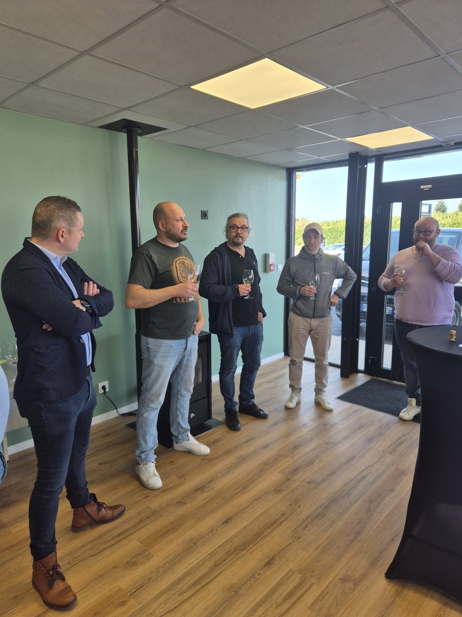 BerquerPhilippe's tweet photo. Inauguration de l'agence 2A Immo76 en bordure de la rocade de Neuville-lès-Dieppe avec le groupe RéZone Dieppe en présence de sa dirigeante Aurélie Guilmeau et d'Alexandre Vasseur #Immobilier #Transaction #GestionLocative #Achat #Vente #Location https://t.co/lUUVjAzyJ1