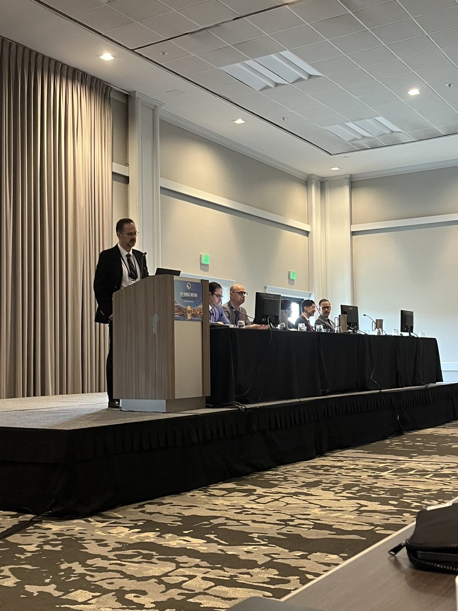 Alex Landry tweet media