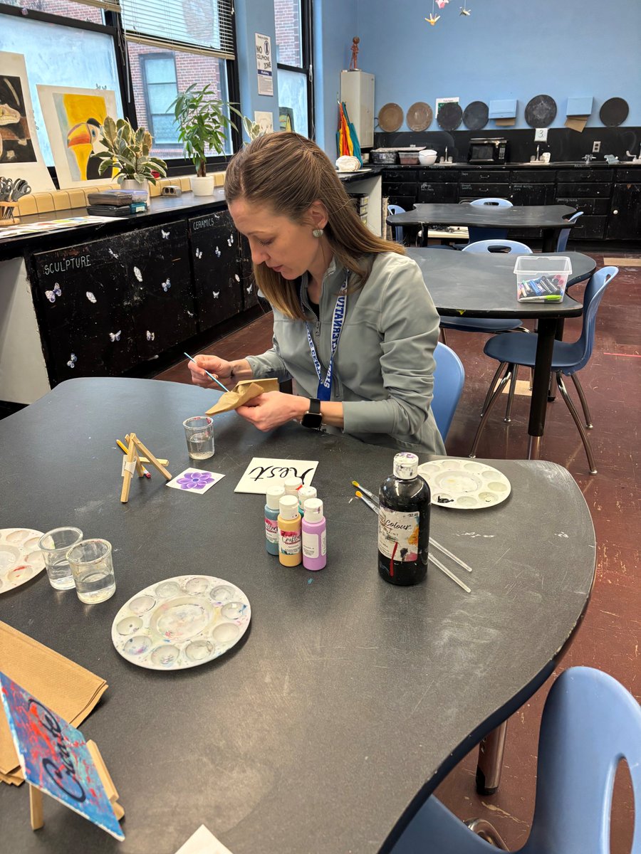 Study Alternative Center tweet media