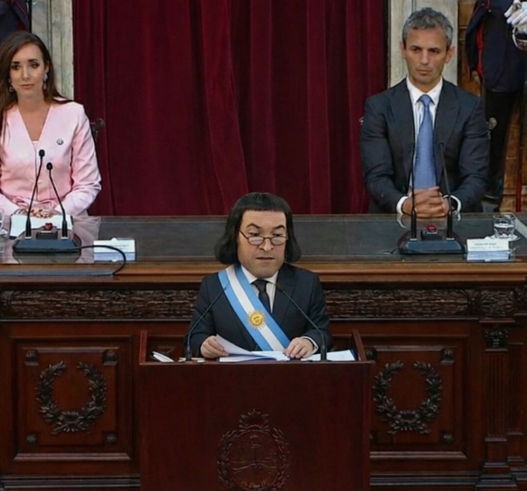 Alejandro tweet media