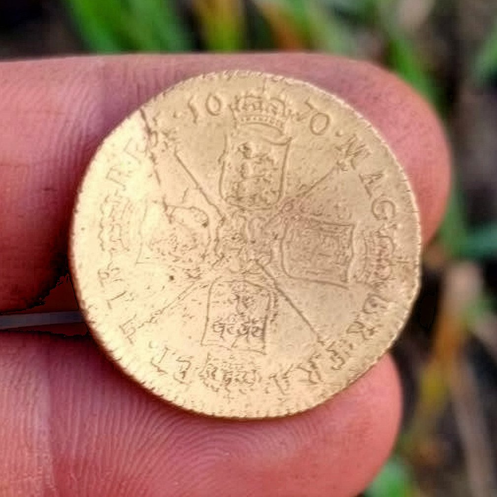 UK 🇬🇧 #treasurehunting morning magic! David R Greenwood hits