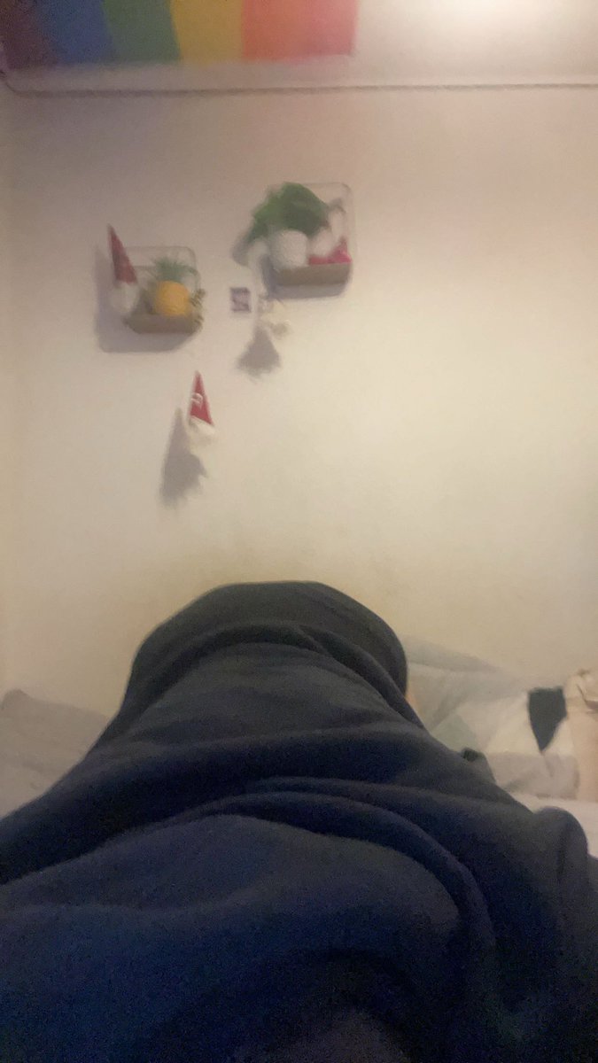 250Pie's tweet photo. reply if you want them off ;) https://t.co/m5KjSRujis