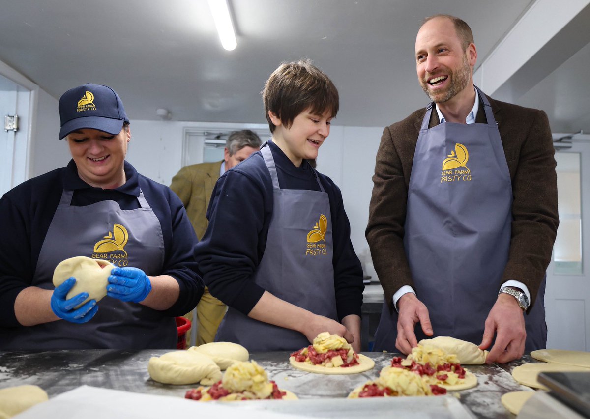 KensingtonRoyal's tweet photo. Marking St Piran's Day and supporting communities impacted by Storm Goretti in Cornwall. https://t.co/6agNI94ofM