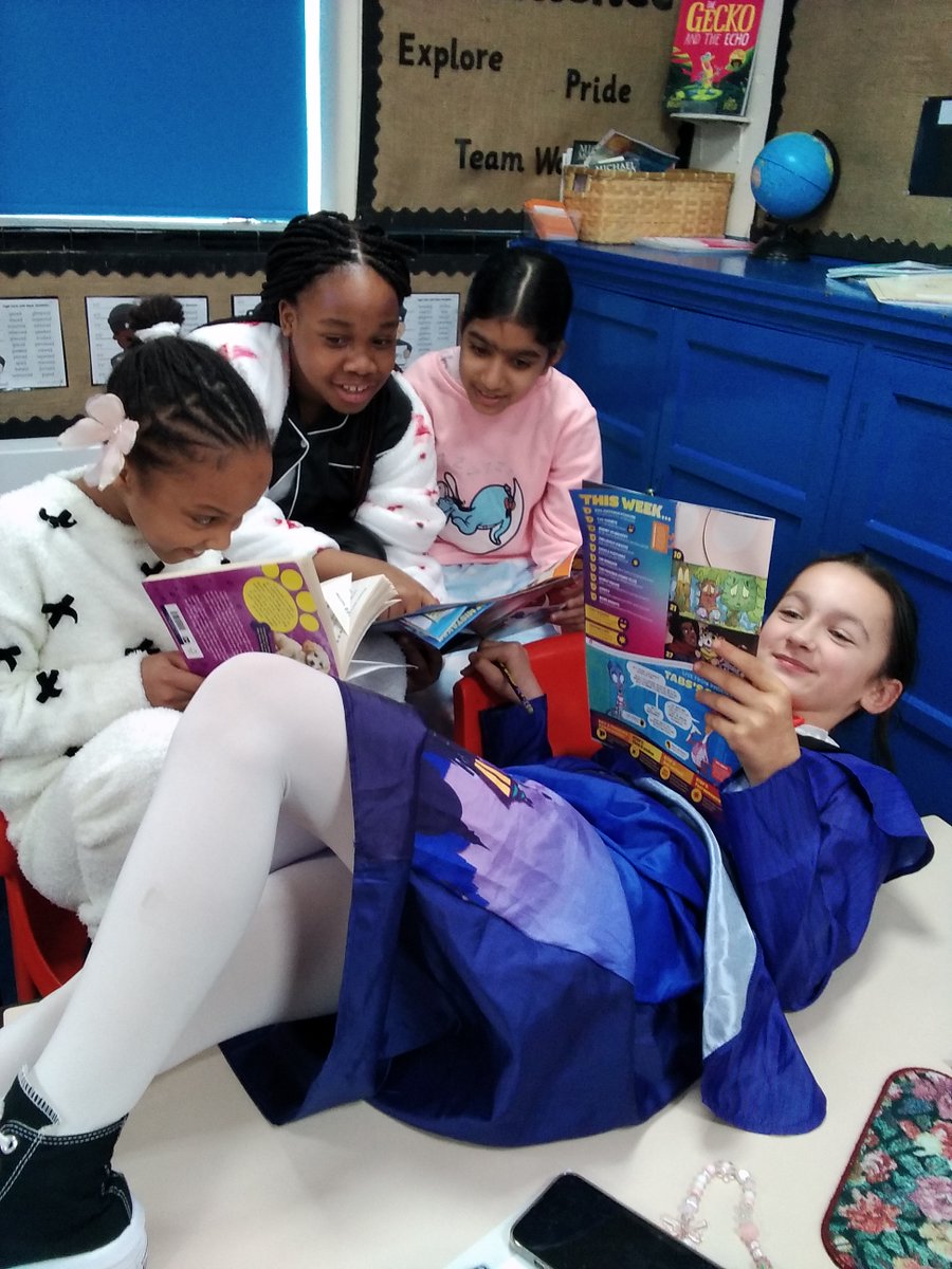 StPeterPaulPri's tweet photo. Year 4 have had a great time celebarting World Book Day. https://t.co/SmcjdbJOw3