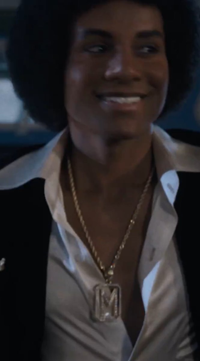 mjsunbaenim's tweet image. OH MY FUCKING GOD WELCOME BACK MICHAEL JOSEPH JACKSON