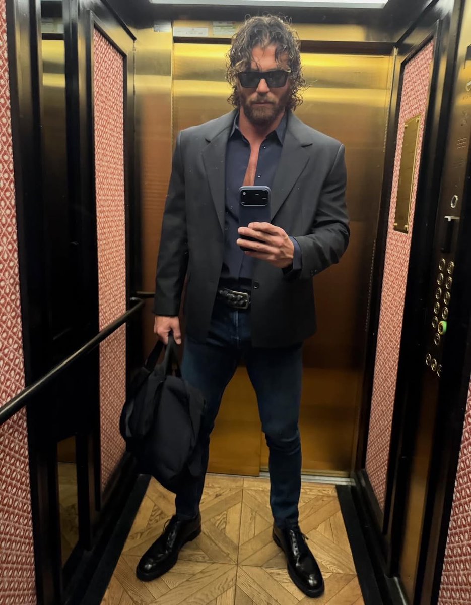 Vamos a rodar 🎬🇪🇸 

Quedan 2 semanas para terminar el Laberinto de las Mariposas 🎥

05/03/2026 - Madrid 

#CanYaman
#Kaplan
#elLaberintodelasMariposas
