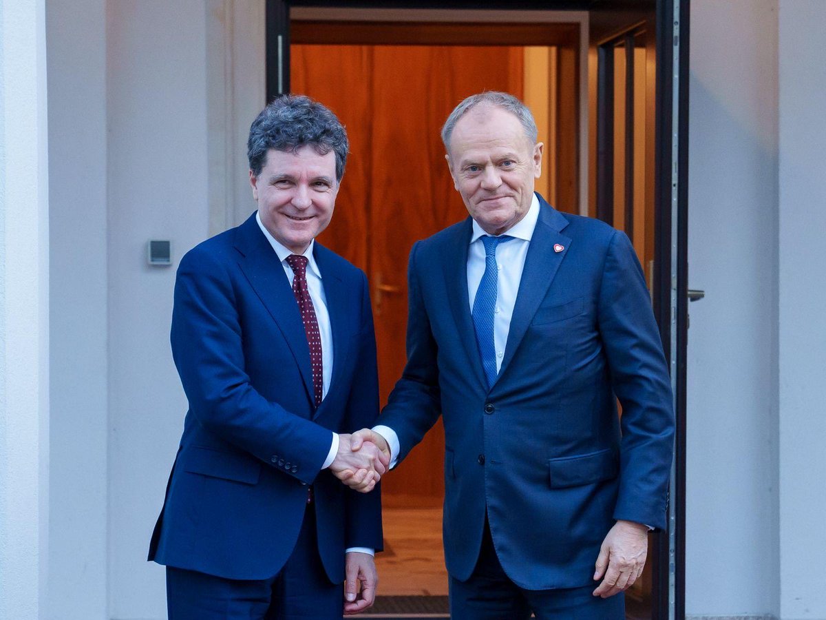 Nicușor Dan tweet media