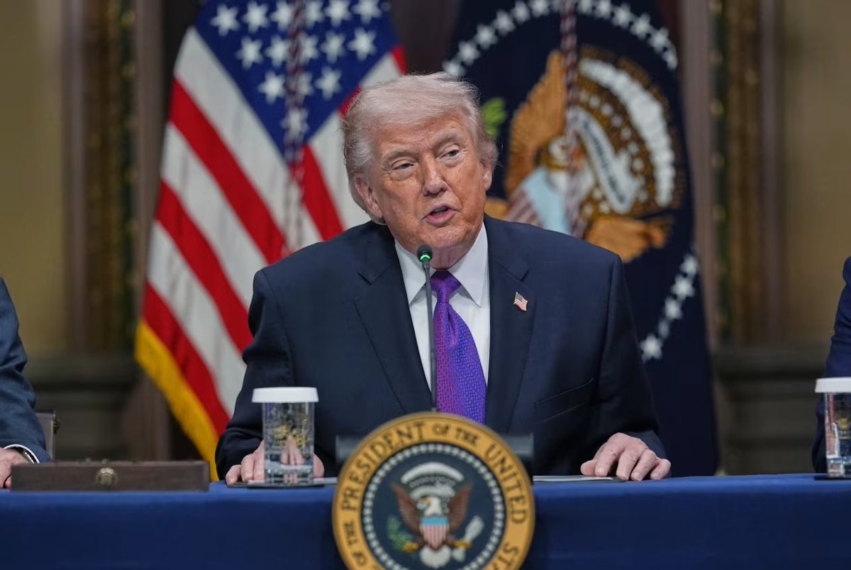 ali_mita98277's tweet image. President Donald Trump again criticized Spain in a phone interview Thursday, accusing the European country of being a “loser” and “very....read more...▶️   shorturl.at/uex4P

 #thursdayvibes #HappyFridayEve #FirstJobConfessional #myfirstjob #Cutch