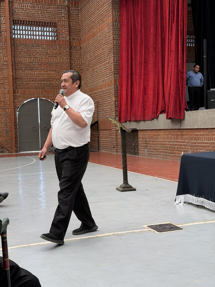 Mons. Ramón Castro tweet media