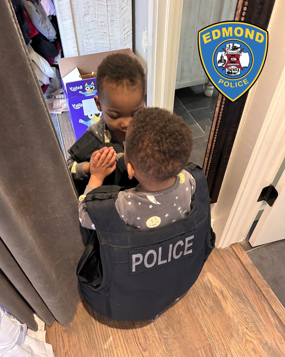 Edmond Police Dept tweet media