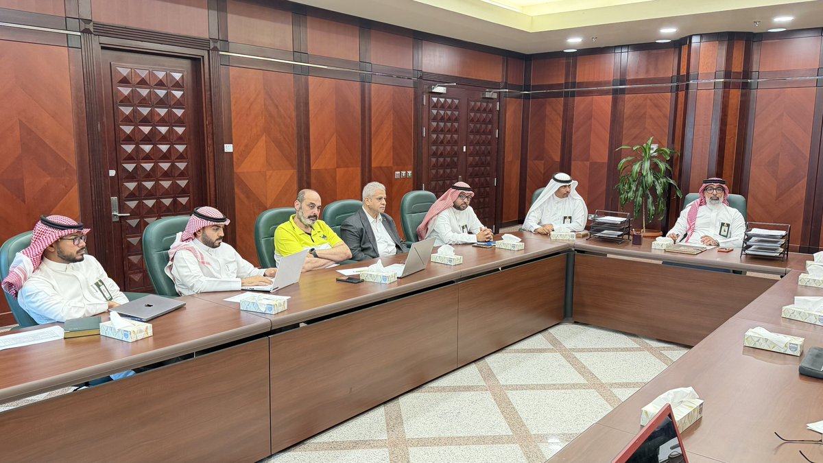 كلية علوم الأرض tweet media