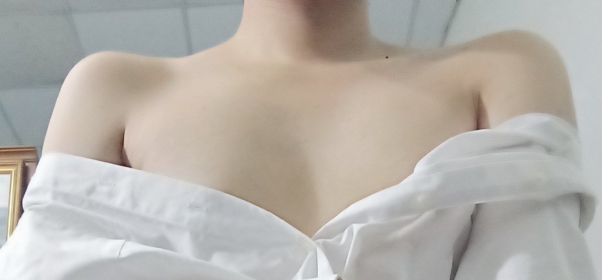 LDA59786's tweet photo. No cap.
#femboypic #gay #femboy https://t.co/y472dwmesI