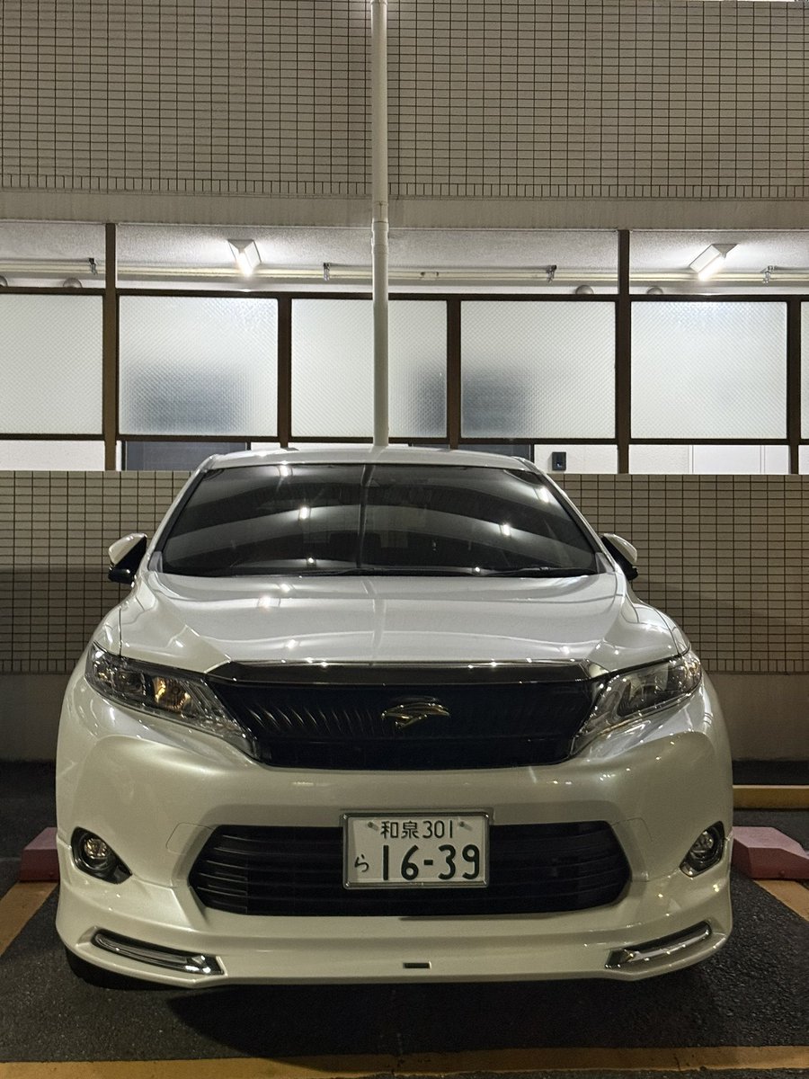 ToruToru_cf3's tweet photo. 普通な車に乗り換えました
乗りやすいナビでかいライト明るい荷物めっちゃ乗る人権を感じます https://t.co/9FFZkAnvfd