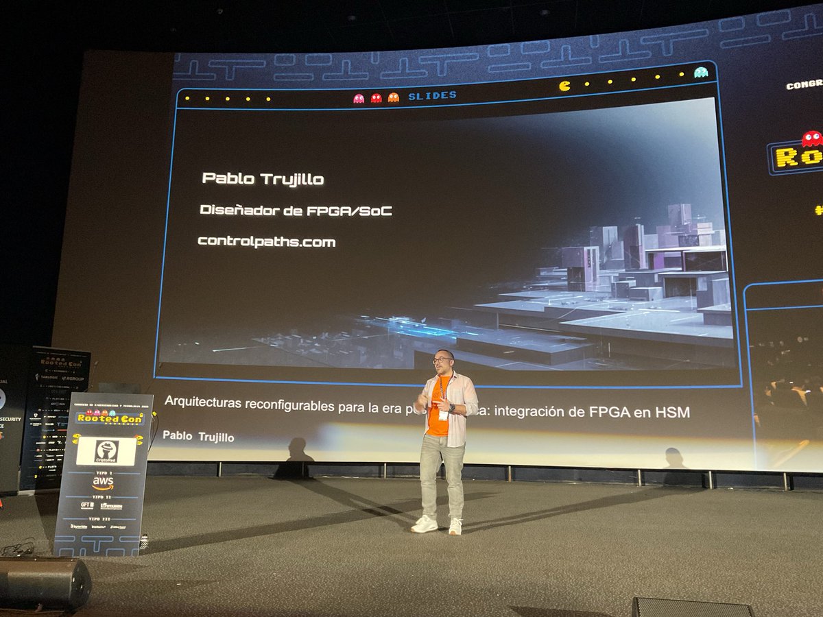 Criptored tweet media