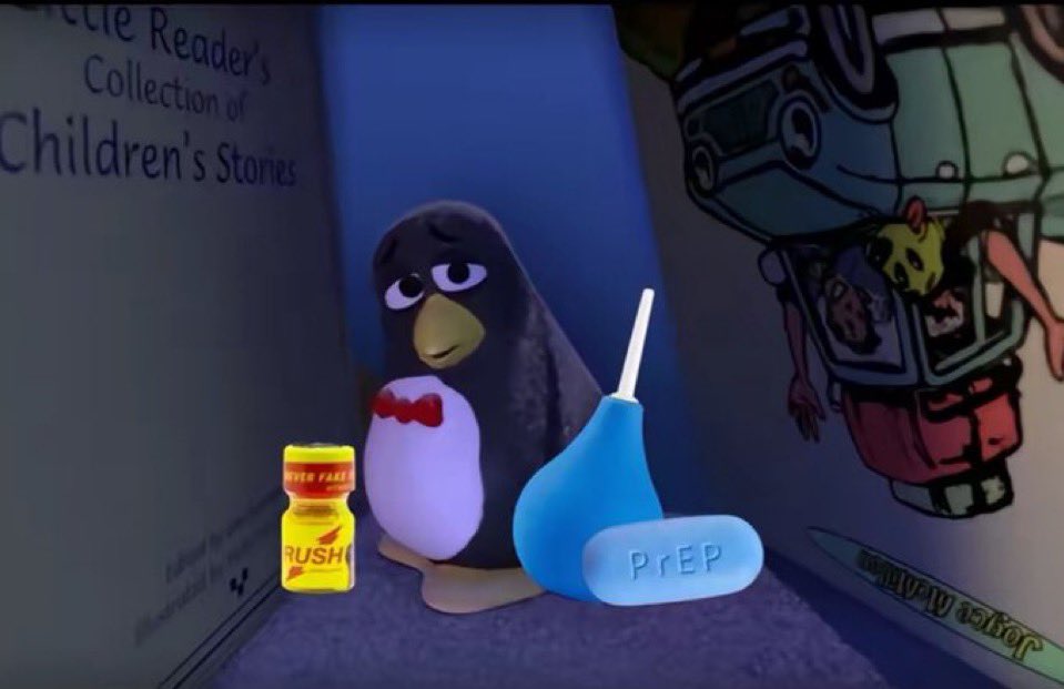 La Coochie Versace tweet media