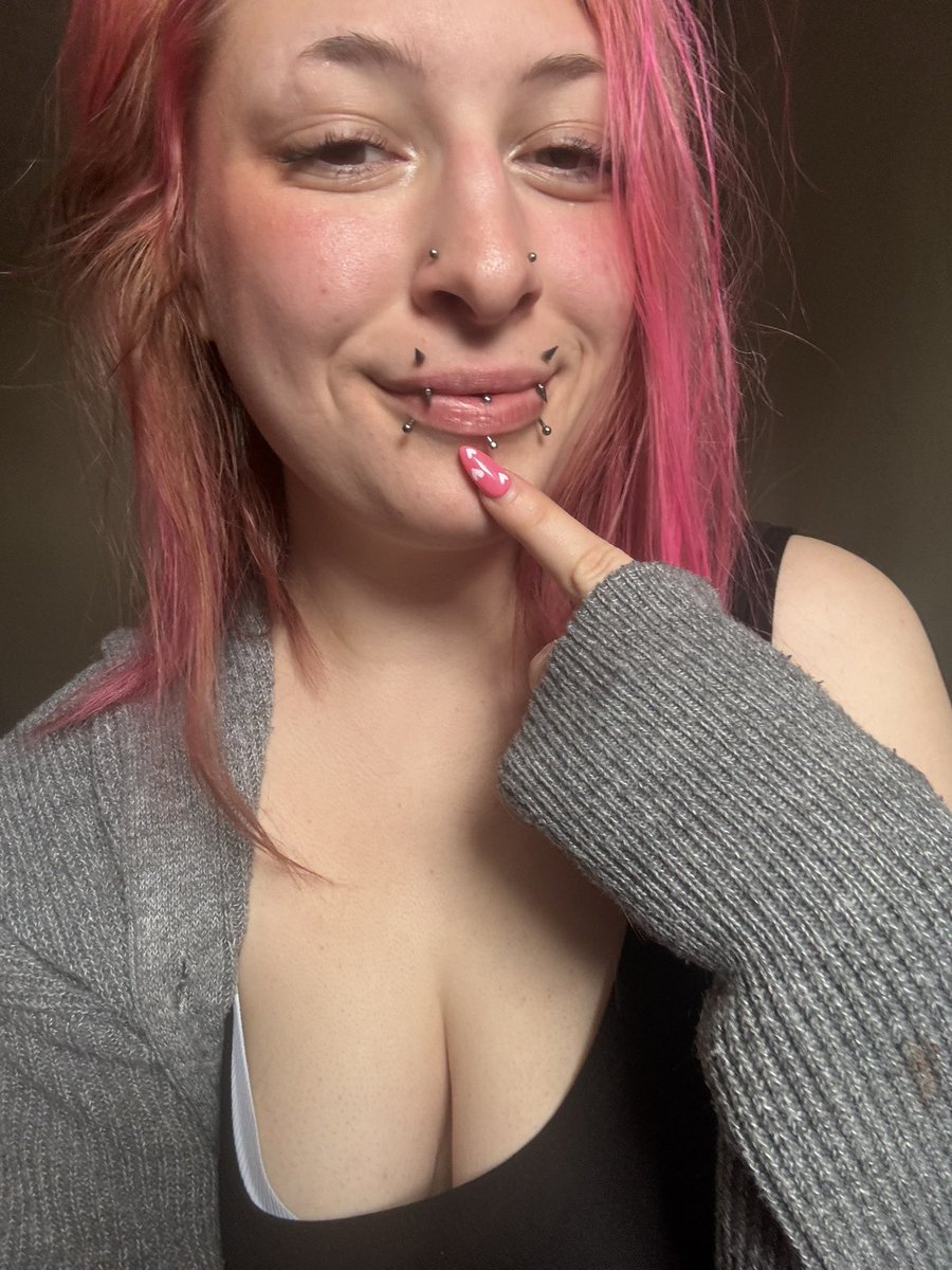 goddess eli | findom + femdom 🛐 tweet media