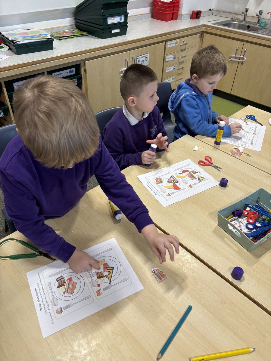 Mrs Kane tweet media