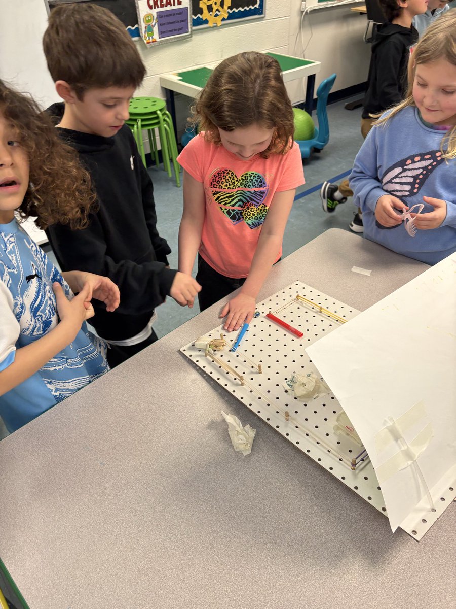 Broadneck ES tweet media