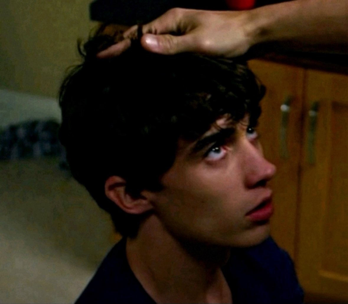 99Delrosa tweet media