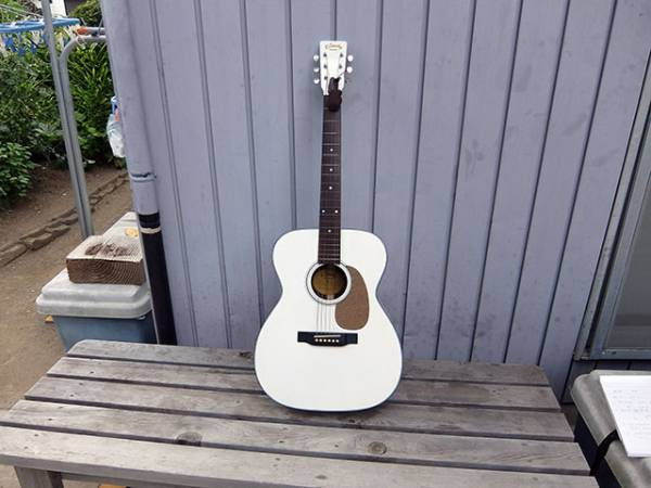 TVジョッキーの白いギター（※私物ではありません） #ナインティナインANN