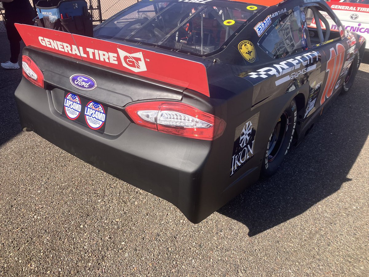 bread perez tweet media