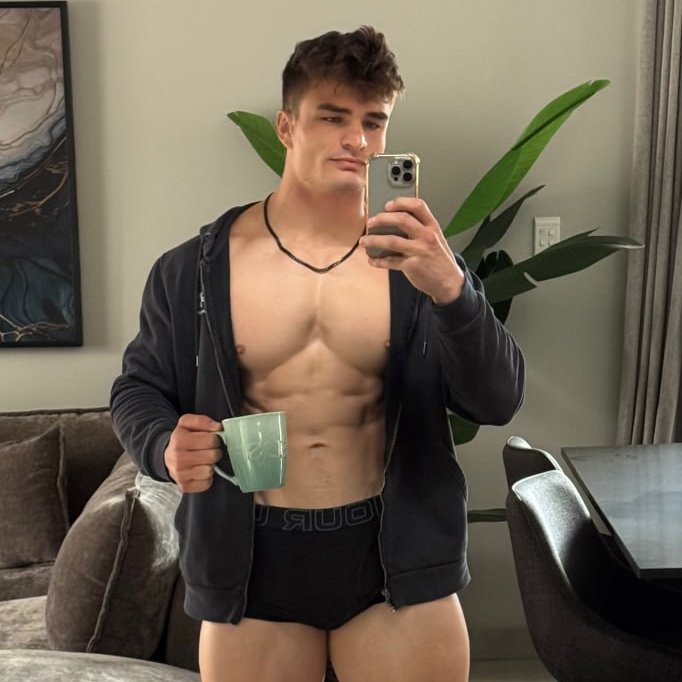 Dylan vip tweet media