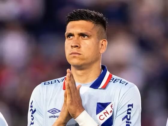 2en4dias's tweet photo. Detalles de la venta de #Millan
Fluminense paga 4.100.000 USD, a @Nacional le ingresan 3.500.000.
Si juega el 50% de los partidos, a @Nacional le ingresa 1.000.000
Fluminense pagara 500.000 USD si conquista Libertadores, Brasileirao, Copa Brasil y Carioca. (Máximo 2.000.000) https://t.co/Aa5fY9KIft