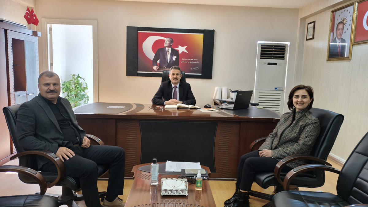 Karaisalı İlçe Tarım ve Orman Müdürü Sayın Pınar DÖLEK, İlçe Milli Eğitim Müdürümüz Sayın Ahmet ÖZGAN' ı makamında ziyaret ederek iadeiziyarette bulundular. Nazik ziyaretleri için teşekkür ederiz.
<a href="/munireozgan/">AHMETÖZGAN</a>