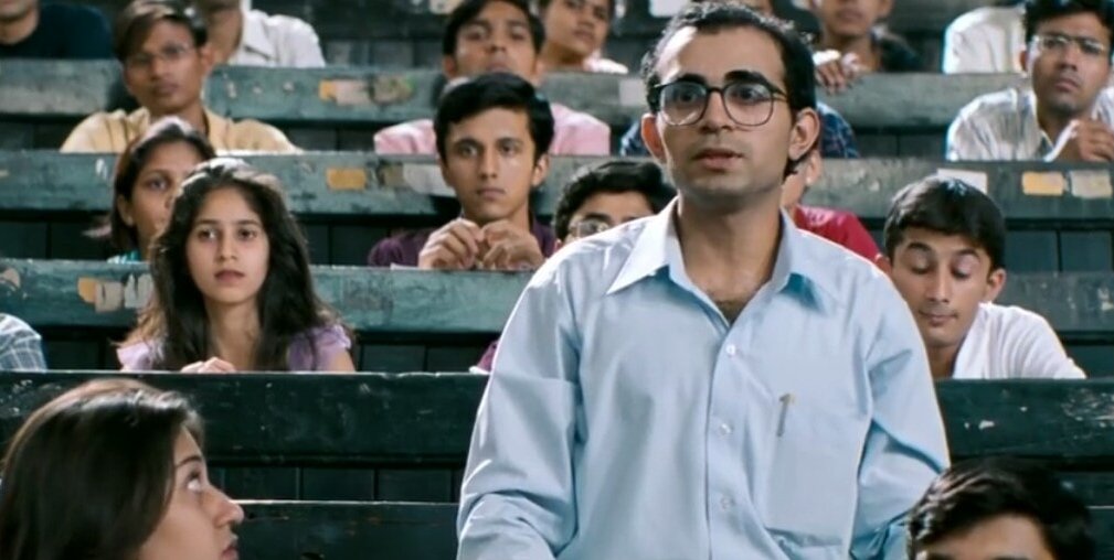 What is the procedure to change the venue of the final?