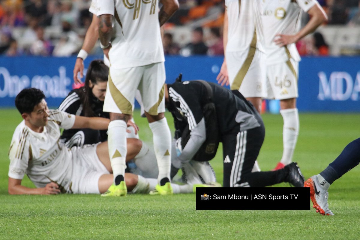 Son Heung-min on the turf after a heavy challenge from a Houston Dynamo FC defender — a tackle that resulted in a straight red card during the clash with Los Angeles FC

📸 Captured by Sam Mbonu | ASN Sports TV Images
#SonHeungMin #HoustonDynamo #LAFC #MLS #RedCard #SoccerMoment