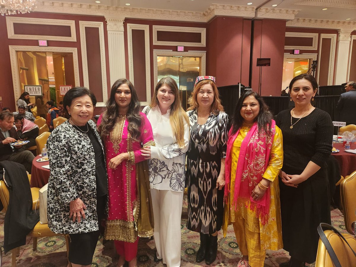 ammwecofficial's tweet image. Different faiths. Shared humanity. One table.
AMMWEC’s Interfaith Iftar continues to foster dialogue, peace, and understanding among diverse communities.
@anilaali 
#ammwec #ramadan #iftar #interfaith