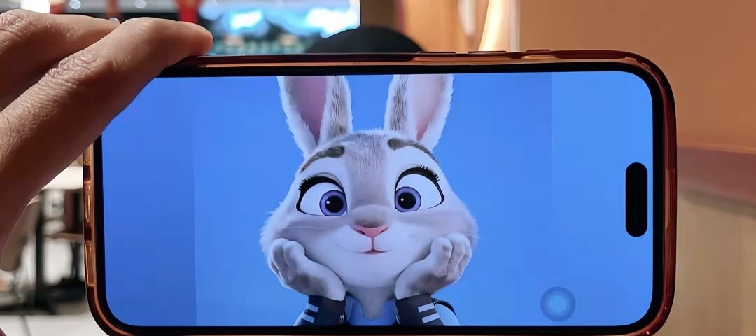 ومضة tweet media