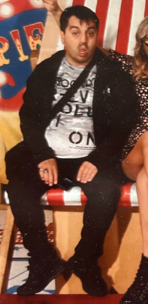 Satin Splash tweet media