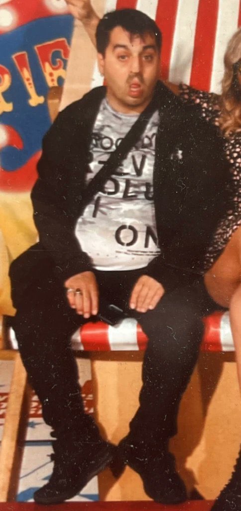 Satin Splash tweet media