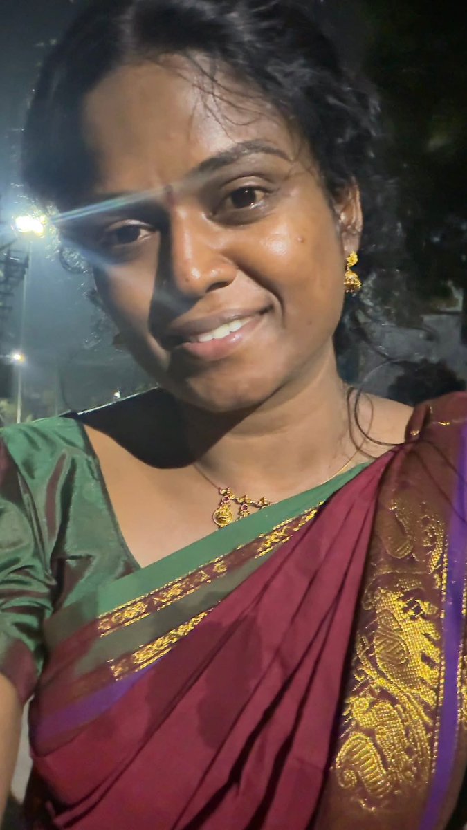 Namekidd0's tweet photo. Jega aunty ah room potu okanum🥵💦
Ufff Munda romba yethuraaa🍆💦💦💦
Nalaa shot adikanum
https://t.co/uG2ALYRWfM