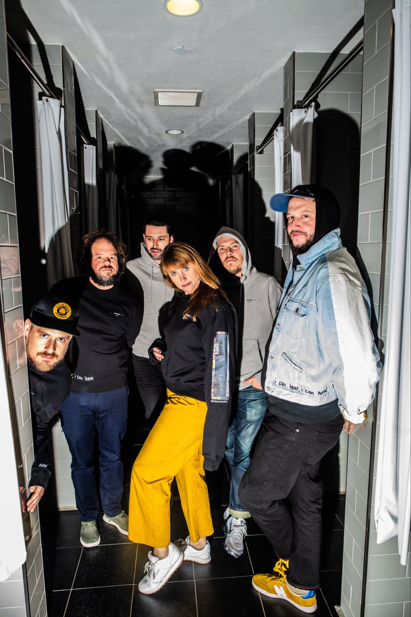 boniver's tweet photo. Preorder VOLUMES: ONE “SELECTIONS FROM MUSIC CONCERTS 2019-2023 BON IVER 6 PIECE BAND”. 

https://t.co/jdxvPh73X7

Photo credit: Graham Tolbert https://t.co/mvrXDSfaO0