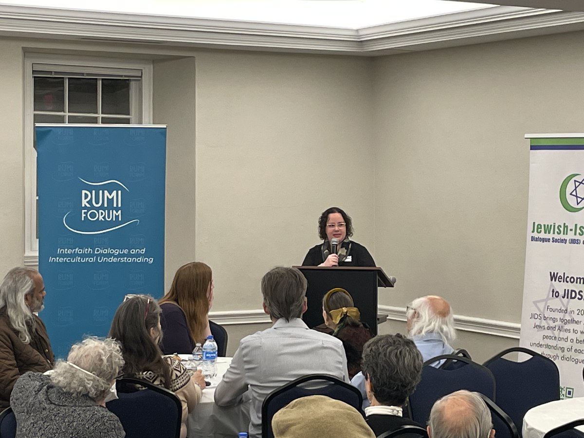 Rumi Forum tweet media