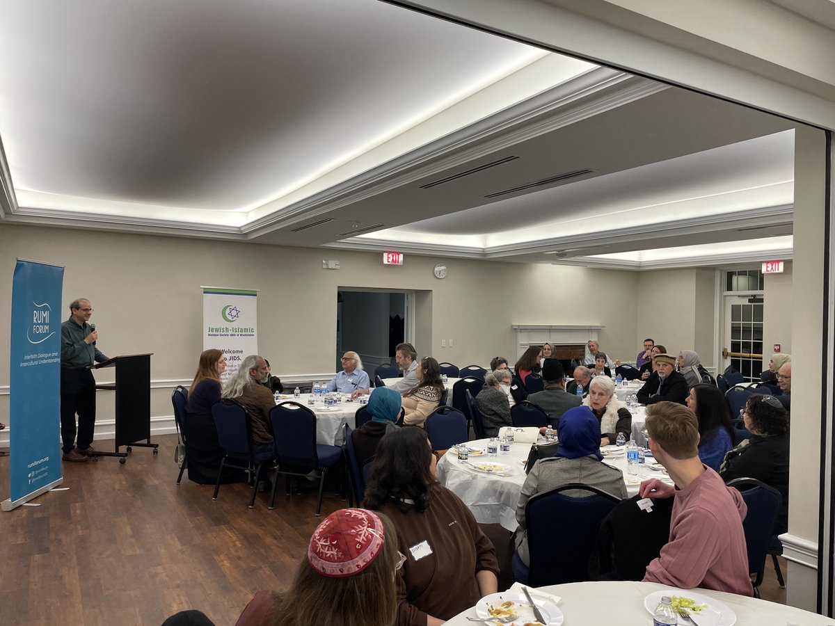 Rumi Forum tweet media