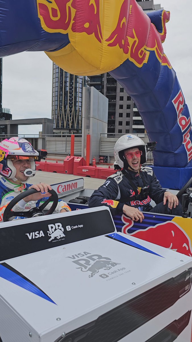 marcus ⭐ tweet media