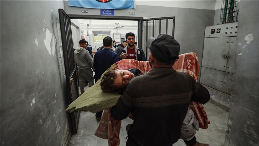 İsrail'in Gazze'ye saldırılarında hayatını kaybedenlerin sayısı 72 bin 120'ye yükseldi

Ekim 2025'te ilan edilen ateşkesten bu yana İsrail saldırılarında 636 kişi yaşamını yitirdi, 1704 kişi yaralandı

v.aa.com.tr/3851721