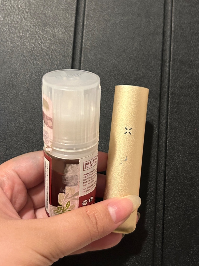 Unpadfess tweet media